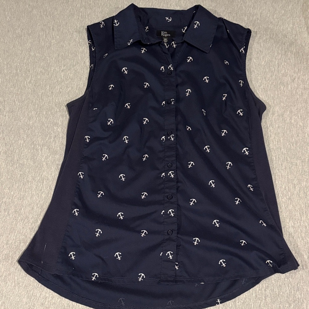 Kim Rogers Navy Sleeveless Button-Down Blouse with White Anchor Print